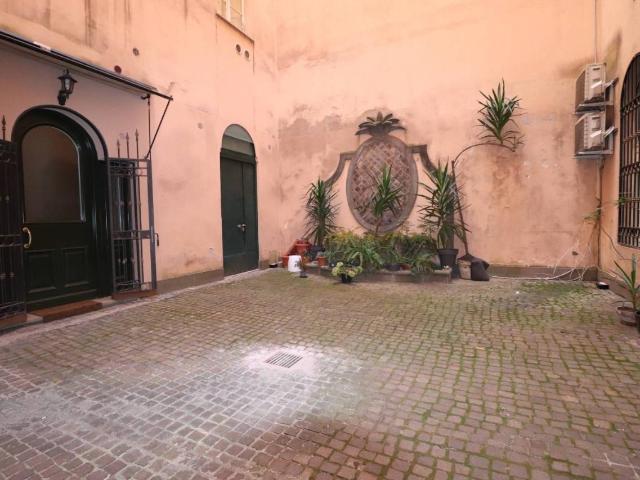 Capannone in vendita a Municipio Roma I, Roma Capitale