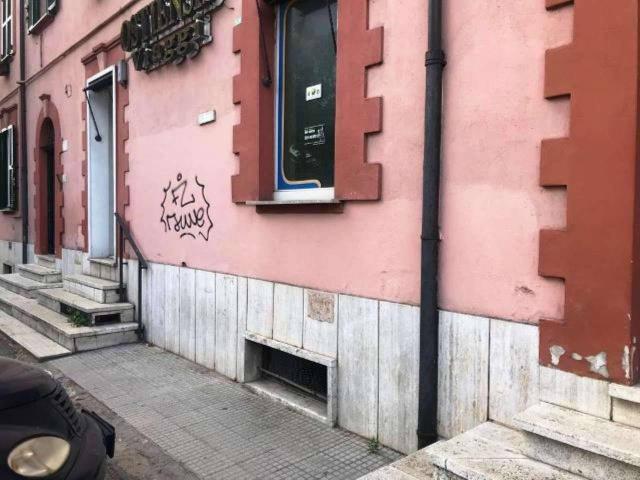 Capannone in vendita a Stagni di Ostia, Roma Capitale