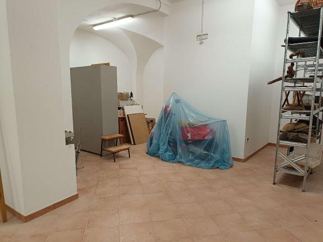 Capannone in vendita a Comunità della Vallagarina, Borgo Sacco