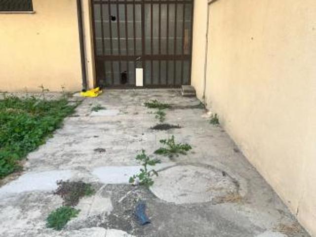 Capannone in vendita a Rovigo