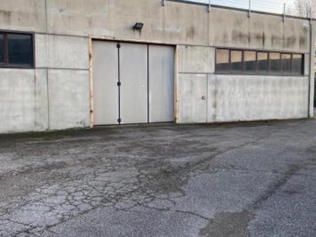 Capannone in vendita a Rovigo, Veneto