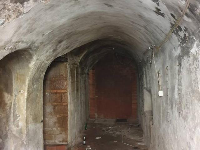 Capannone in vendita a Salerno, Campania