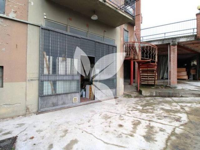 Capannone in vendita a Salsomaggiore Terme, Reggio Emilia
