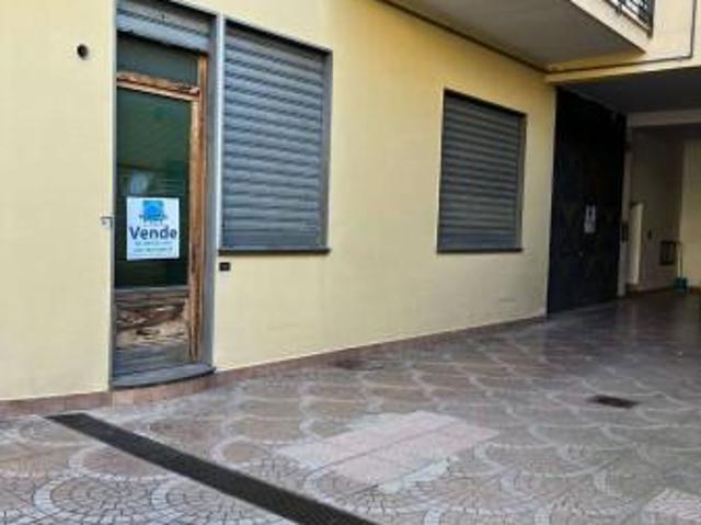 Capannone in vendita a San Paolo Bel Sito, Campania