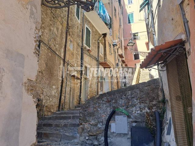 Capannone in vendita a San Remo, Liguria