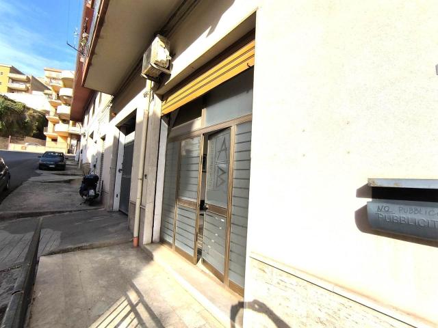 Capannone in vendita a Perriera, Sciacca