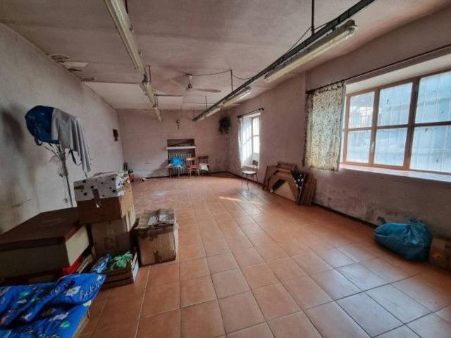 Capannone in vendita a Abbazia, Sesto Calende