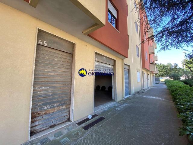 Capannone in vendita a Puglia, Lecce