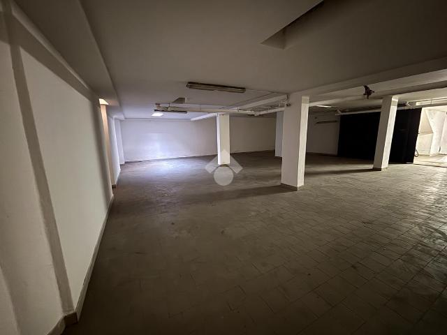 Capannone in vendita a Teverola, Campania