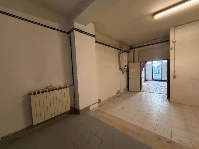 Capannone in vendita a Barriera Vecchia-San Giacomo, Villa Opicina