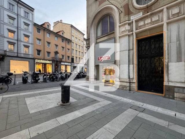 Capannone in vendita a Città Nuova-Barriera Nuova-San Vito-Città Vecchia, Villa Opicina