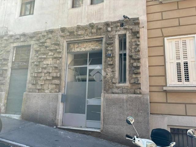 Capannone in vendita a San Giusto, Trieste