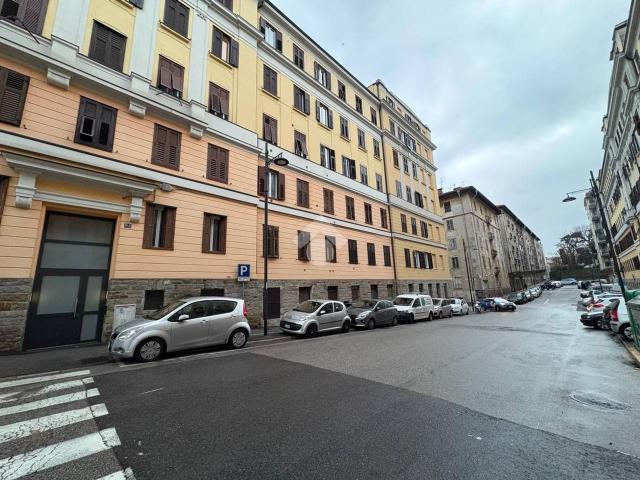 Capannone in vendita a Città Nuova-Barriera Nuova-San Vito-Città Vecchia, Villa Opicina