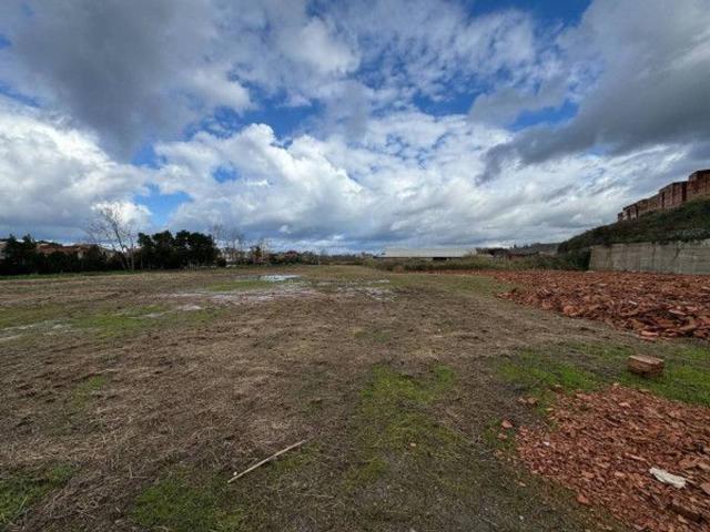 Capannone in vendita a Valdina, Sicilia