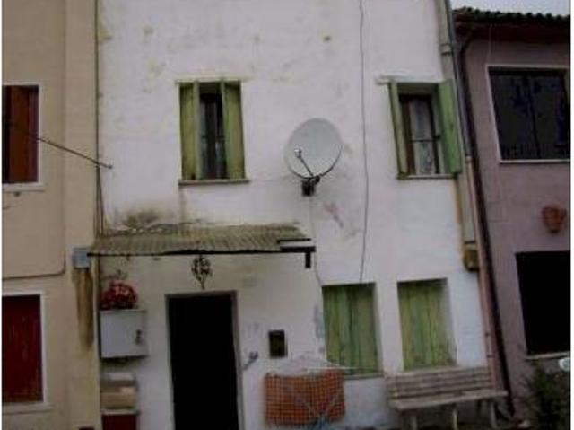Capannone in vendita a Pieve del Grappa, Valdobbiadene