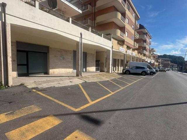 Capannone in vendita a Vibo Valentia