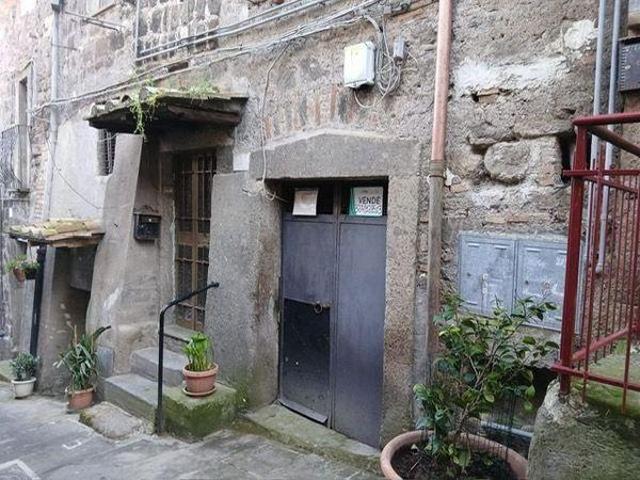 Capannone in vendita a Viterbo, Lazio