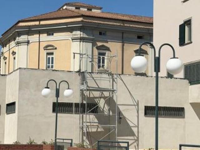 Capannone in vendita a Borgo San Lorenzo, Aversa