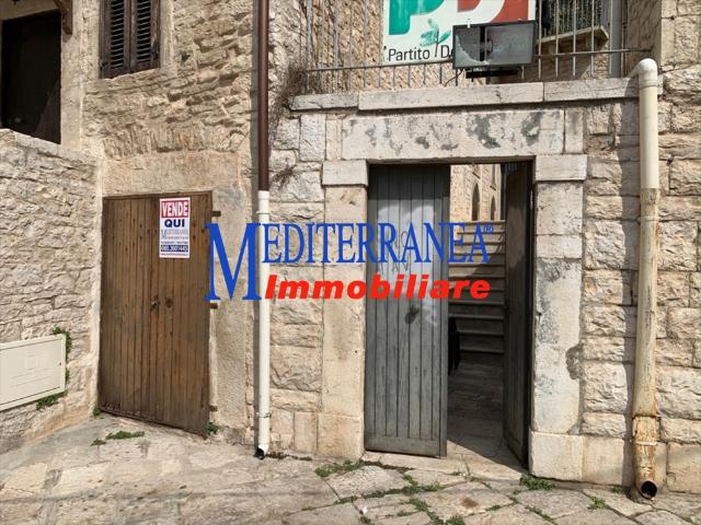 Capannone in vendita a Centro storico, Ruvo di Puglia
