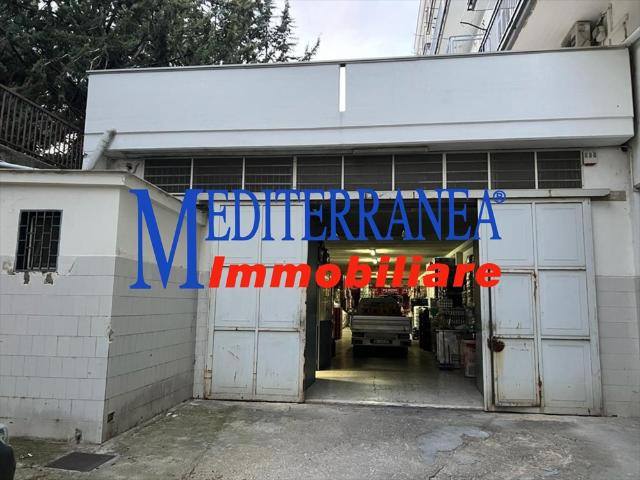 Capannone in vendita a Centro storico, Ruvo di Puglia