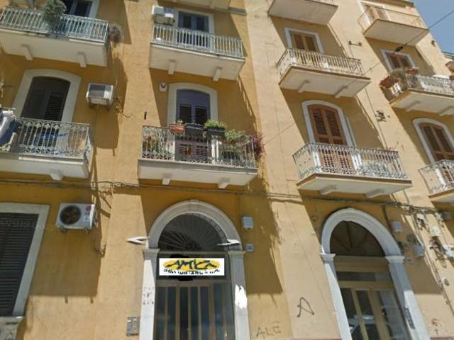Capannone in vendita a Puglia, Bari
