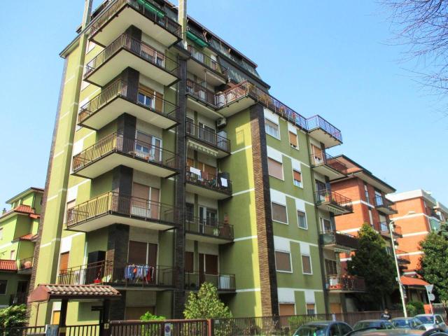 Capannone in vendita a Locate Triulzi, Lombardia