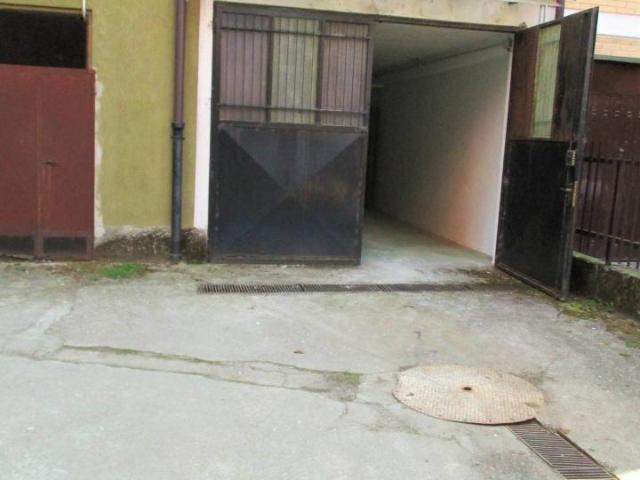Capannone in vendita a Locate Triulzi, Lombardia