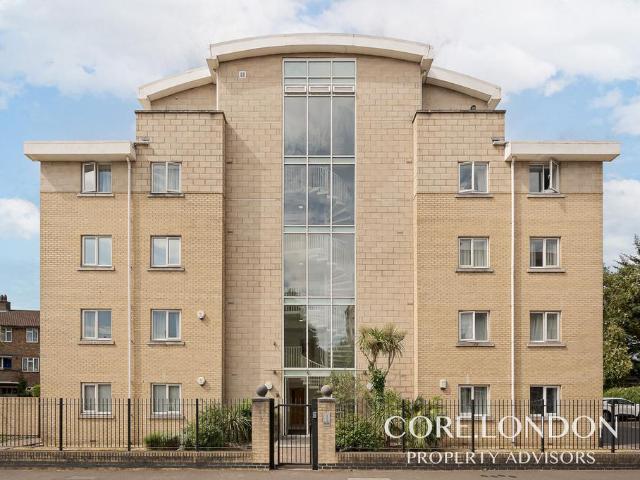 Apartment for rent in London Borough of Hounslow, Greater London