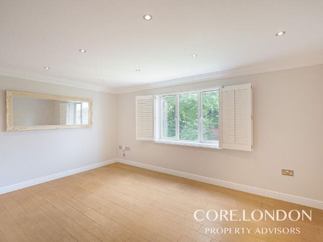 House for rent in London Borough of Hounslow, Greater London