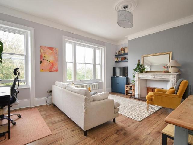 Apartment for rent in St Leonards, Hastings