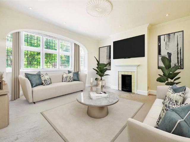 House for rent in Earlsfield, Greater London