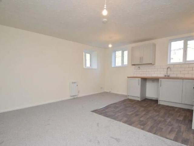 Apartment for rent in New Catton, East Bank