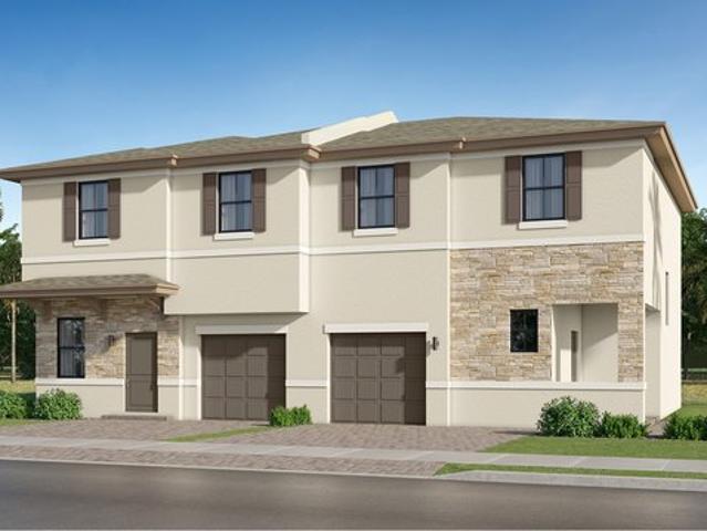 Townhouse for sale in Miami, Roberts County