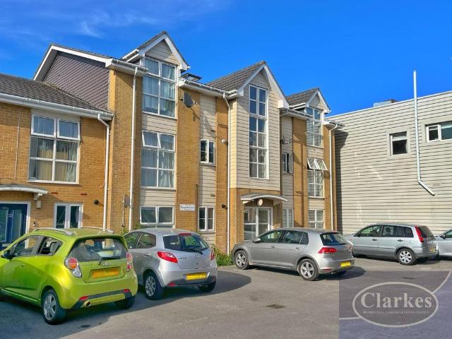 Apartment for rent in Talbot Village, Bournemouth