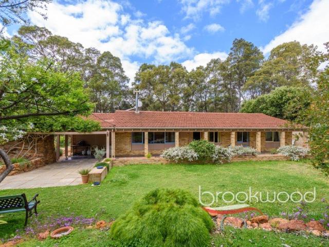 House for sale in Mundaring, Shire of Mundaring
