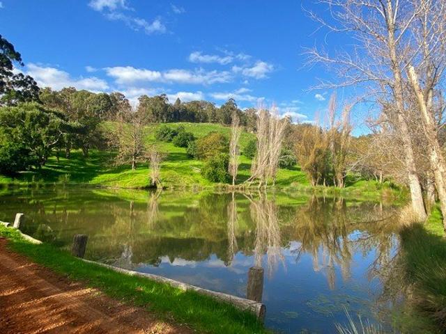 Cottage for sale in Yarloop, Western Australia