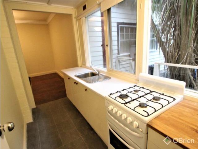 Granny Flat for rent in Camerons Creek, Victoria
