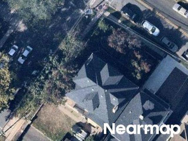 House for sale in Elizabeth, New Jersey