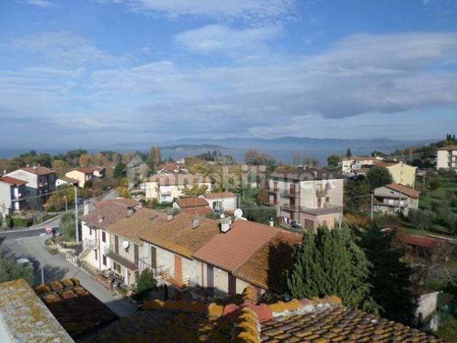 Palazzo in vendita a Magione, Umbria