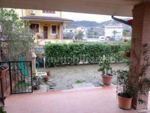 Villa Indipendente in vendita a Magione, Umbria