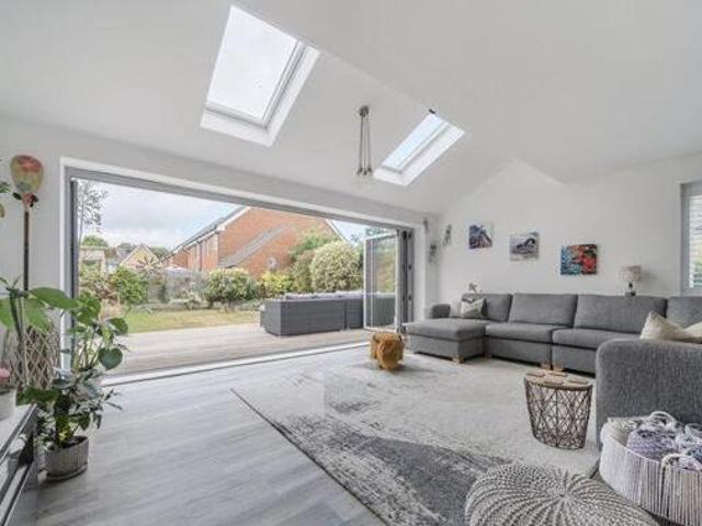 House for sale in Lee-on-the-Solent, Middlecroft