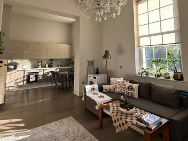 House for rent in London Borough of Hounslow, Greater London