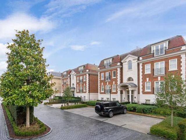 House for sale in Surrey