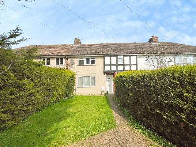 House for rent in Row Town, Surrey