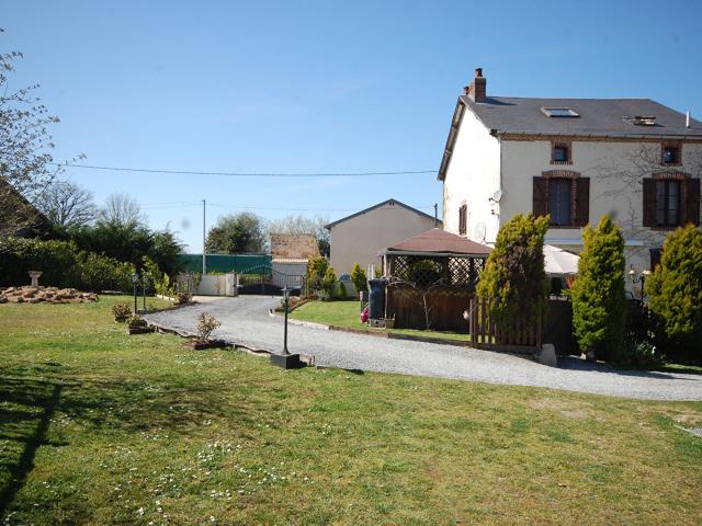 Maison vente à Bellac, Magnac-laval