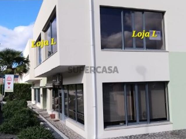 Armazém venda em Vila Real