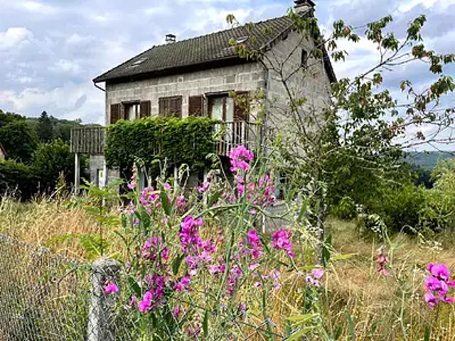 Maison vente à Aubusson, Magnat-l'etrange