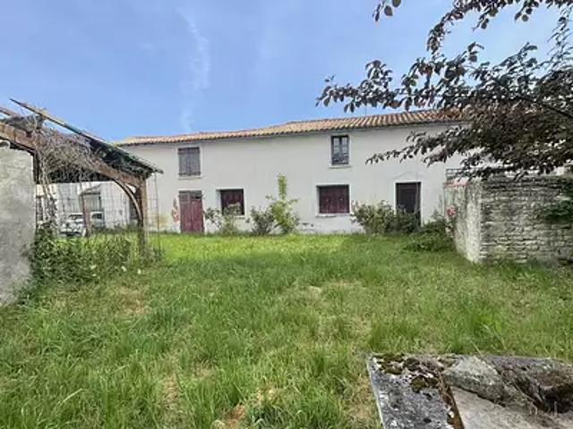 Maison vente à Niort, Magné