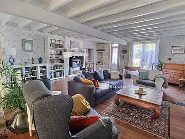 Maison vente à Bourg de Magné, Magné