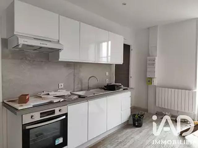 Appartement location à Bourg de Magné, Magné
